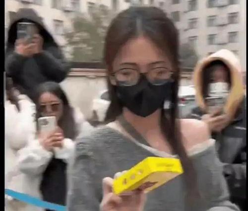 娱乐圈吃瓜爆料沙雕视频,沙雕视频背后的吃瓜风云 第3张 娱乐圈吃瓜爆料沙雕视频,沙雕视频背后的吃瓜风云 第3张